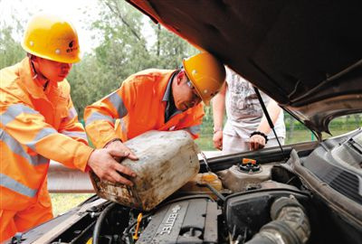 通山剑阁道路救援